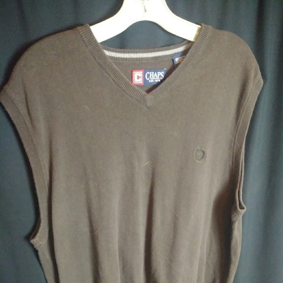 Chaps brown sweatervest - Picture 1 of 2